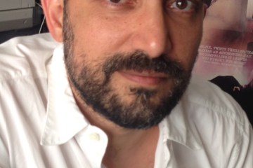 Shlomi Elkabetz copyright The Kamla Show 2015